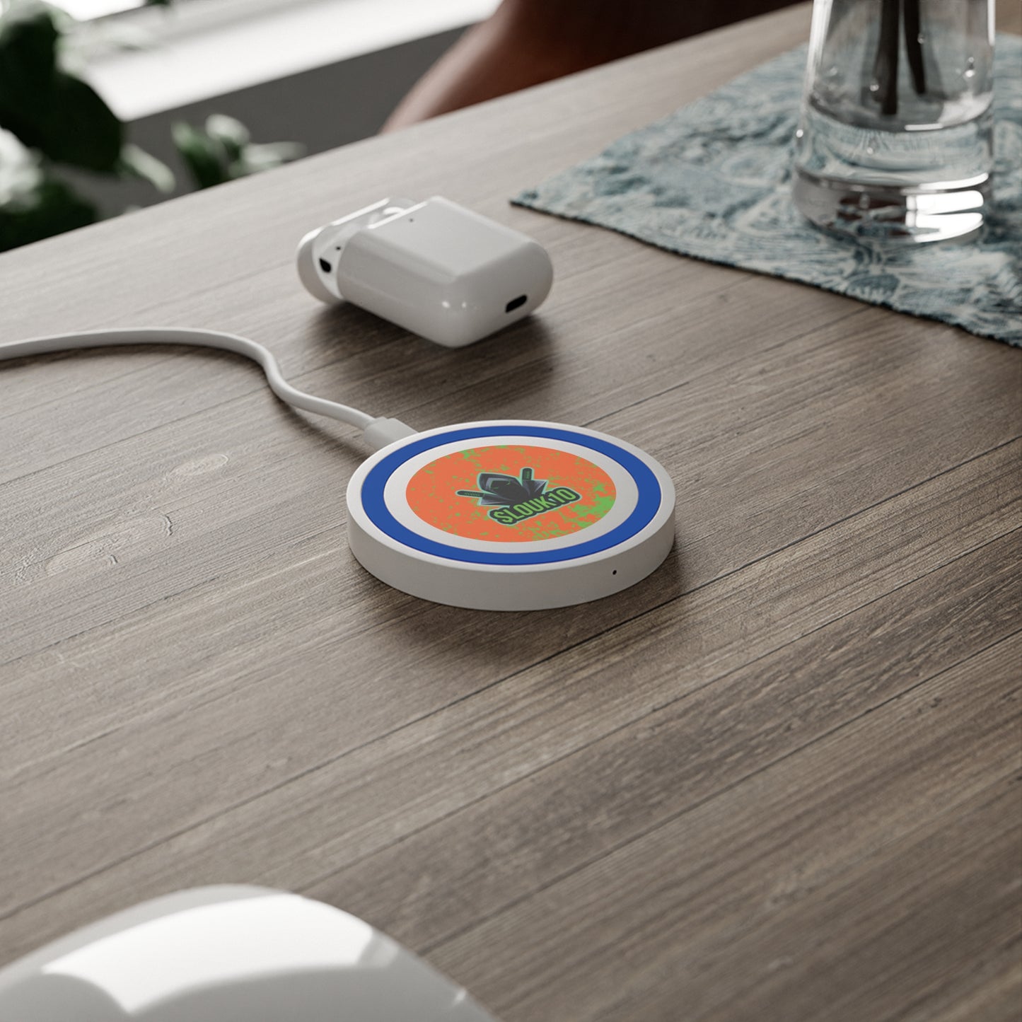 Slouk10 Quake Wireless Charging Pad, Gamer Charger, Cool Tech Gift, Desktop Decoration, Unique Charging Station, Slouk10 Design
