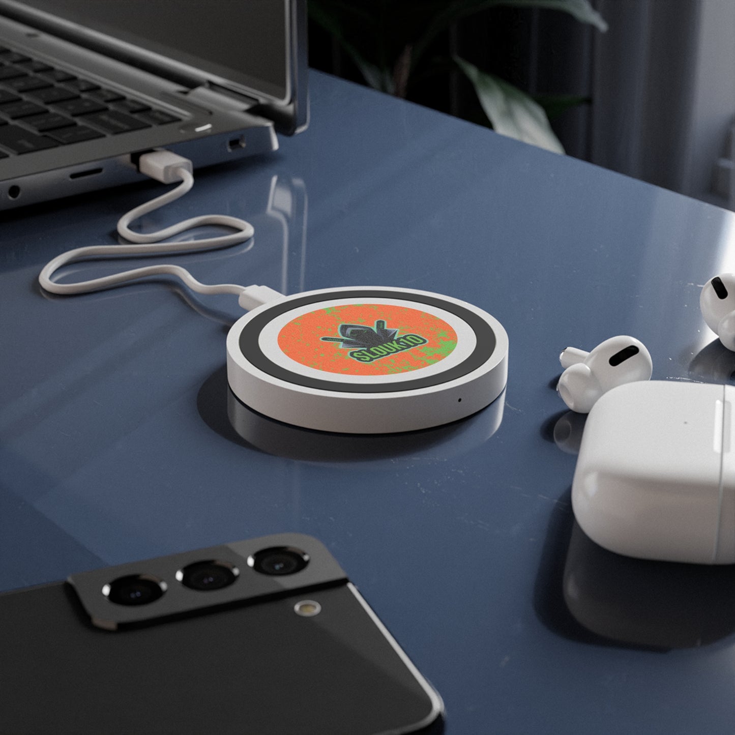 Slouk10 Quake Wireless Charging Pad, Gamer Charger, Cool Tech Gift, Desktop Decoration, Unique Charging Station, Slouk10 Design