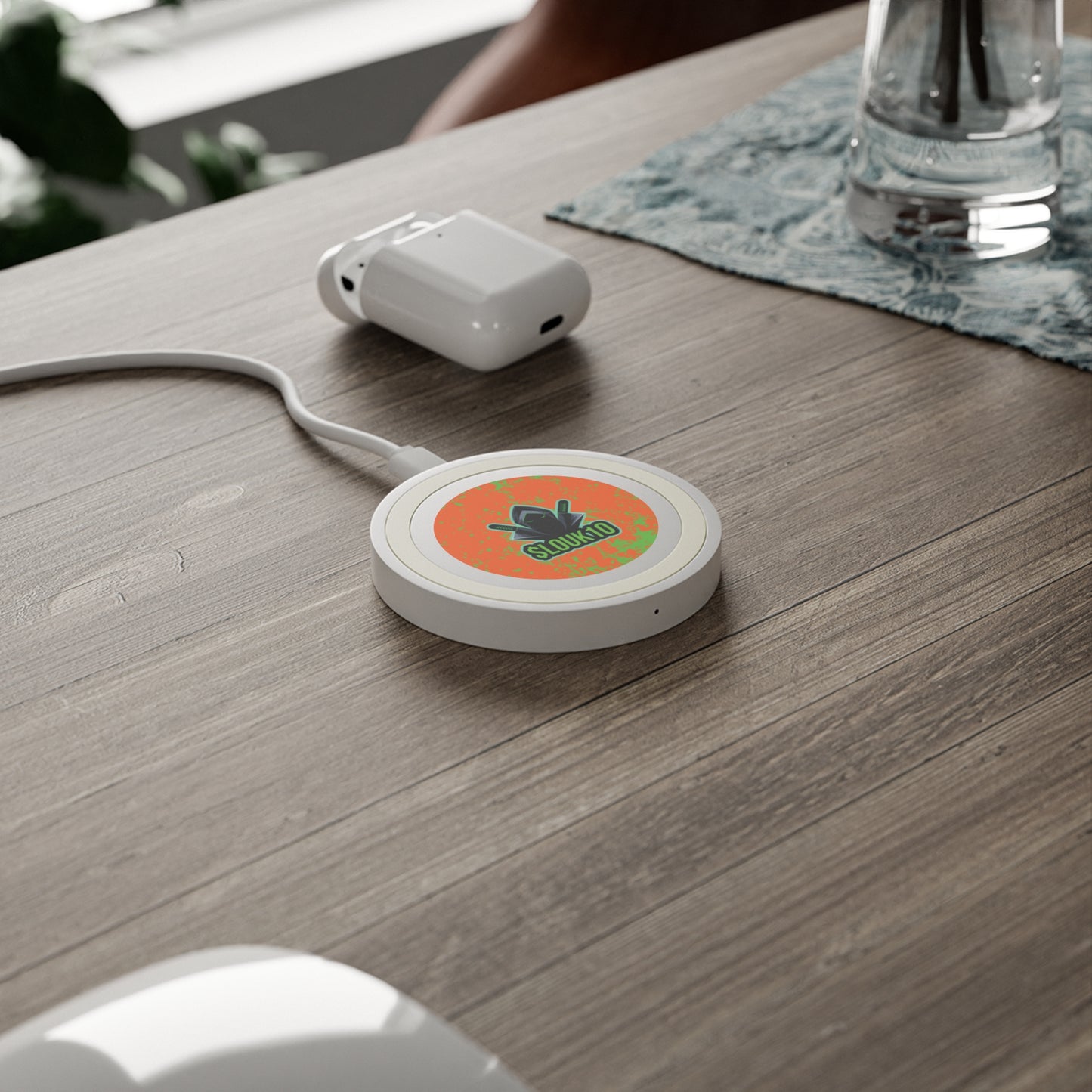 Slouk10 Quake Wireless Charging Pad, Gamer Charger, Cool Tech Gift, Desktop Decoration, Unique Charging Station, Slouk10 Design